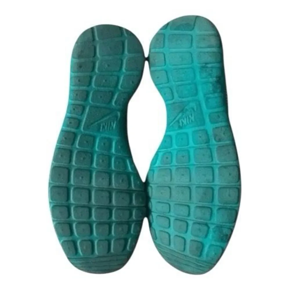 Nike Roshe One Flight Weight GS 705486-302 HYPER TURQ/CLEAR JADE Sneakers 7Y